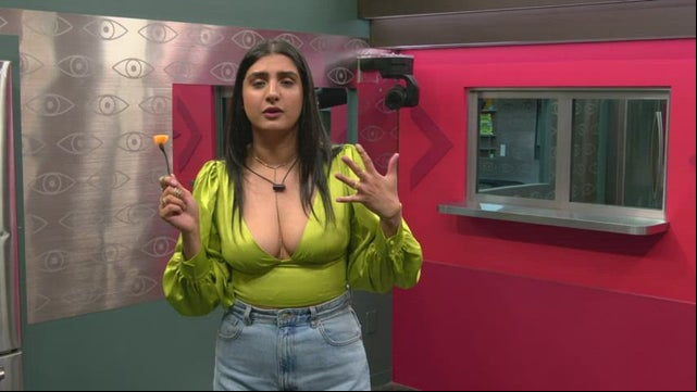 Haleena Nice melons 2022-04-25 BBCan10