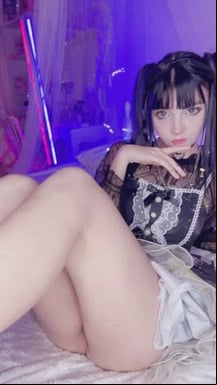 It's hard to live without panties